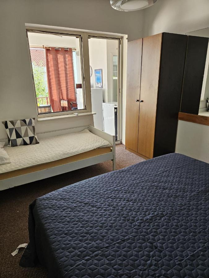 Apartments With Swimming Pool 9X4M Селце Экстерьер фото